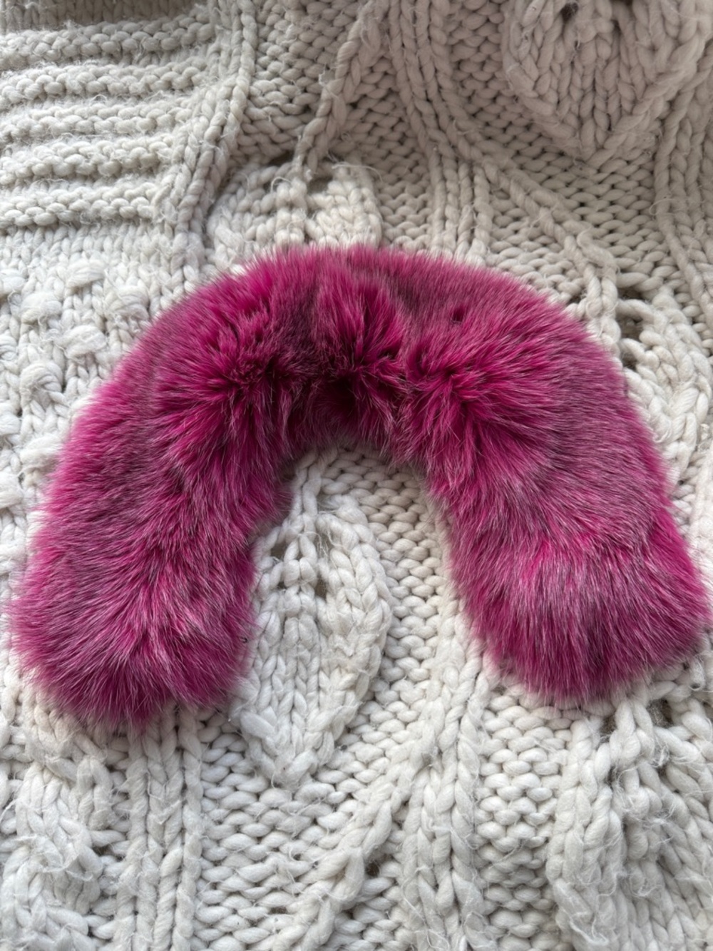 Plush Fuschia Faux Fur Collar